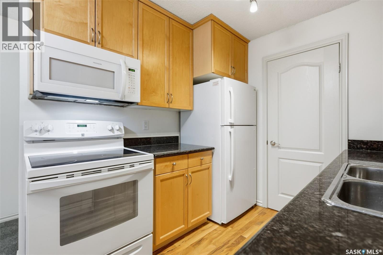 204 D2 1121 Mckercher Drive, Saskatoon, Saskatchewan  S7H 5K9 - Photo 8 - SK023759