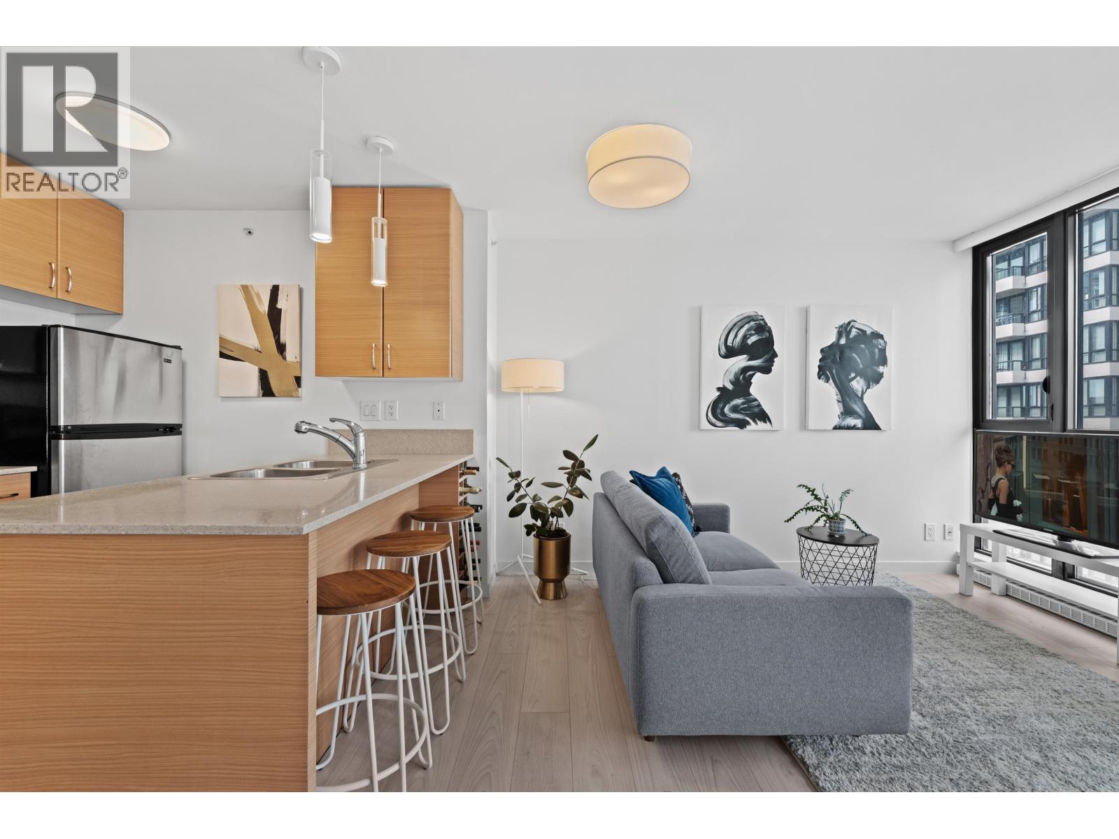 2408 909 Mainland Street, Vancouver, British Columbia  V6B 1S3 - Photo 8 - R3053661