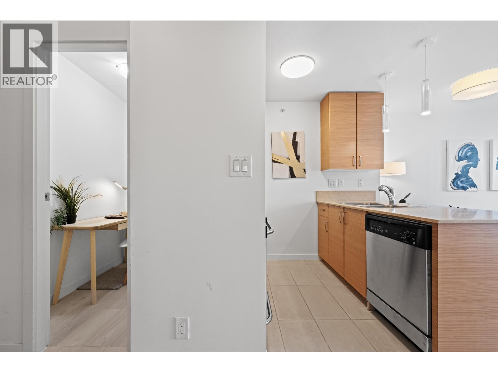 2408 909 Mainland Street, Vancouver, British Columbia  V6B 1S3 - Photo 15 - R3053661