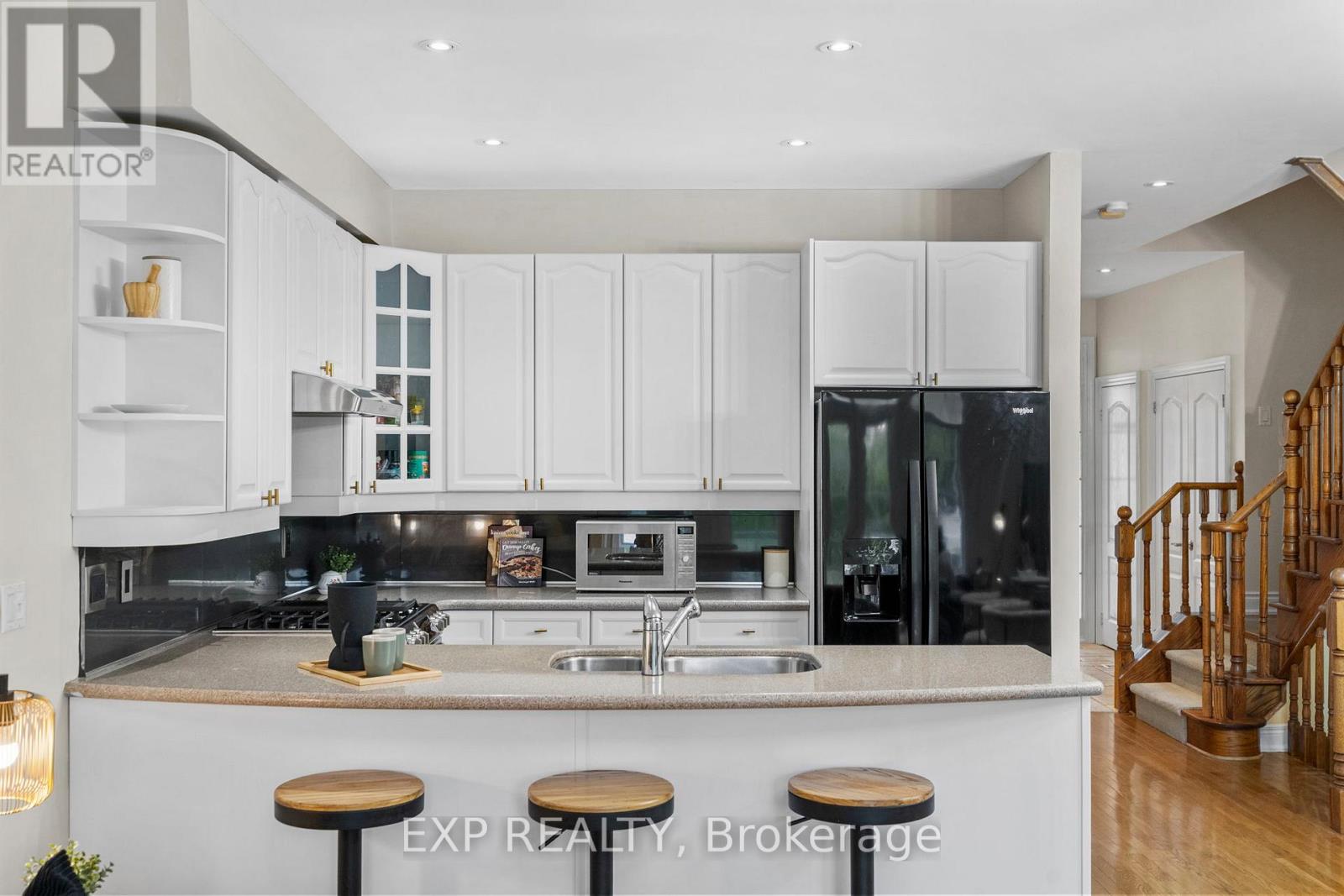 #30 - 1295 Wharf Street, Pickering, Ontario  L1W 1A2 - Photo 5 - E12473606