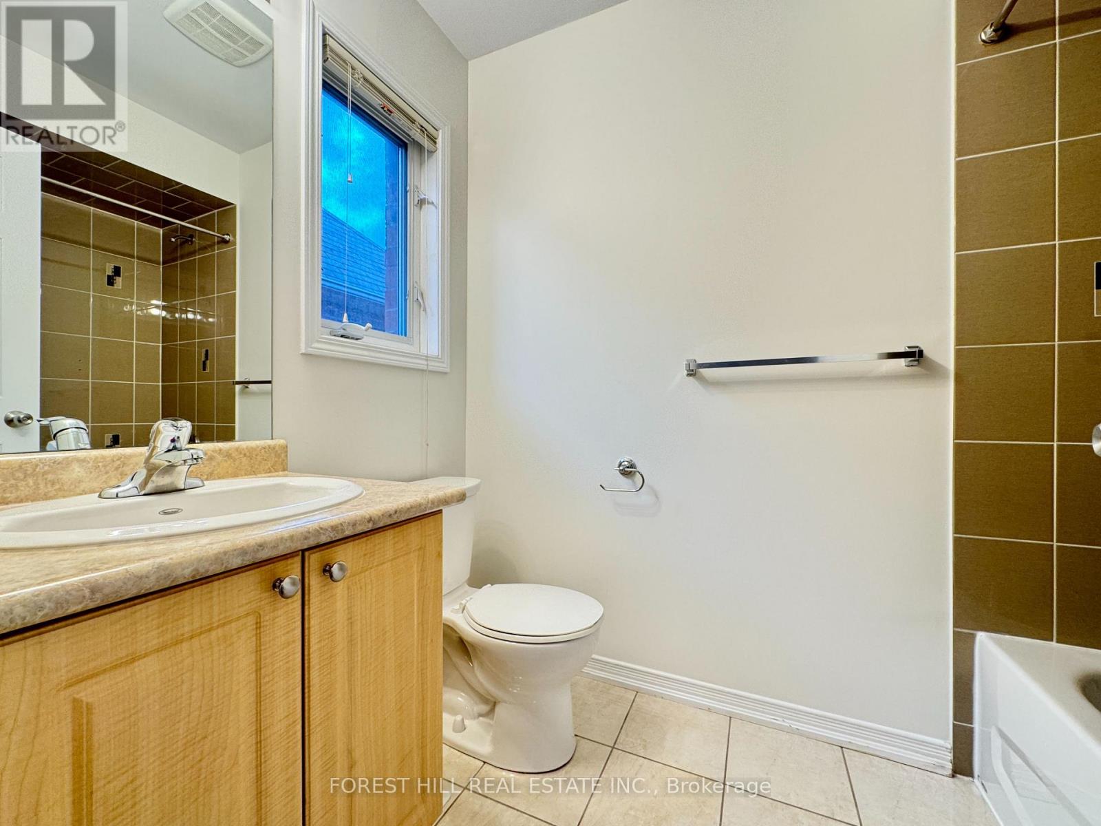 56 Stannardville Drive, Ajax, Ontario  L1T 0M8 - Photo 28 - E12528706