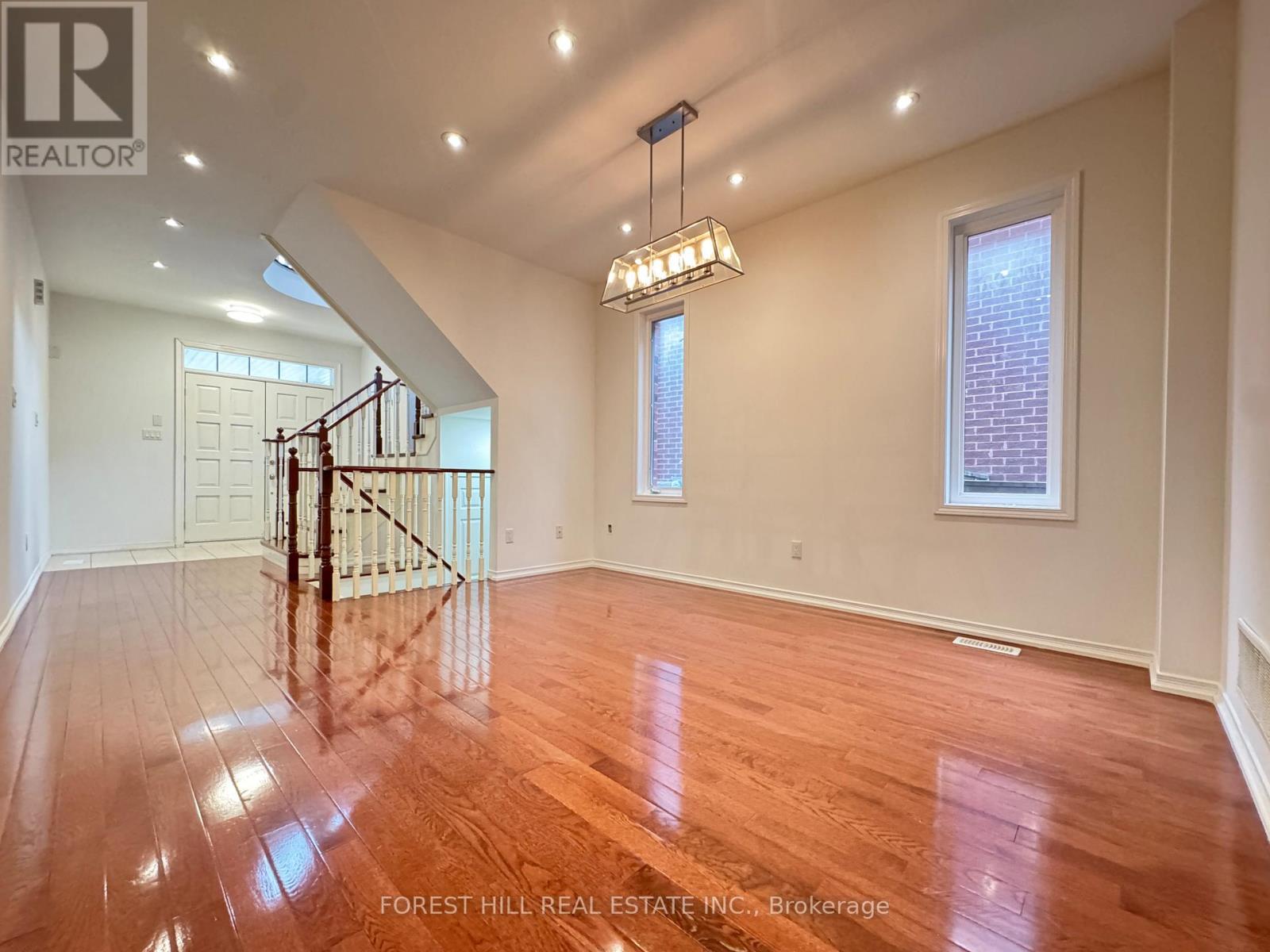 56 Stannardville Drive, Ajax, Ontario  L1T 0M8 - Photo 4 - E12528706