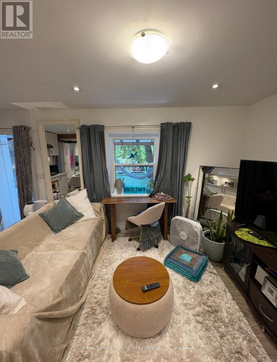 761 Kingston Road, Toronto, Ontario  M4E 1R9 - Photo 4 - E12528894