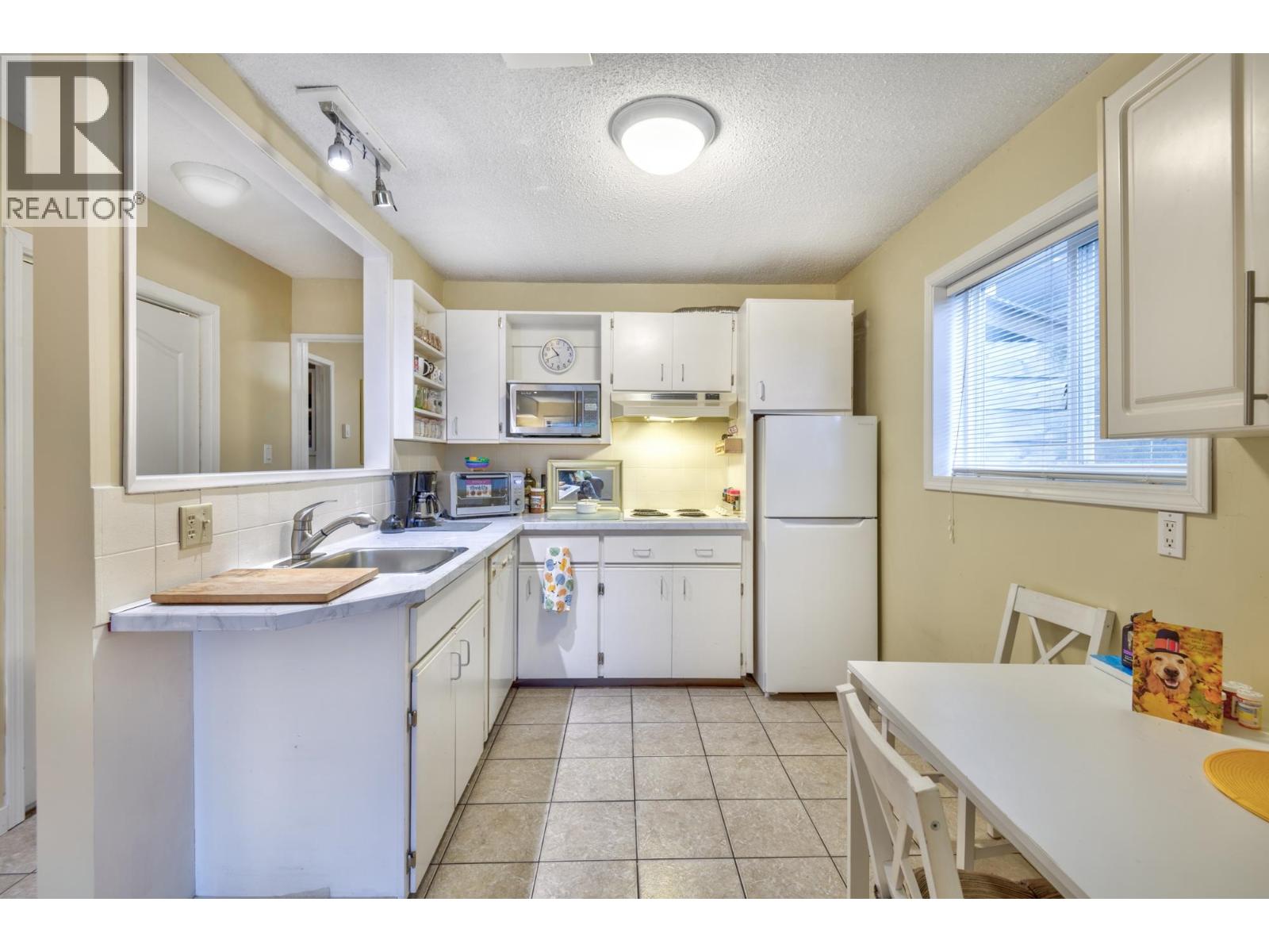 1317 Western Place, Port Coquitlam, British Columbia  V3C 4J8 - Photo 25 - R3064081