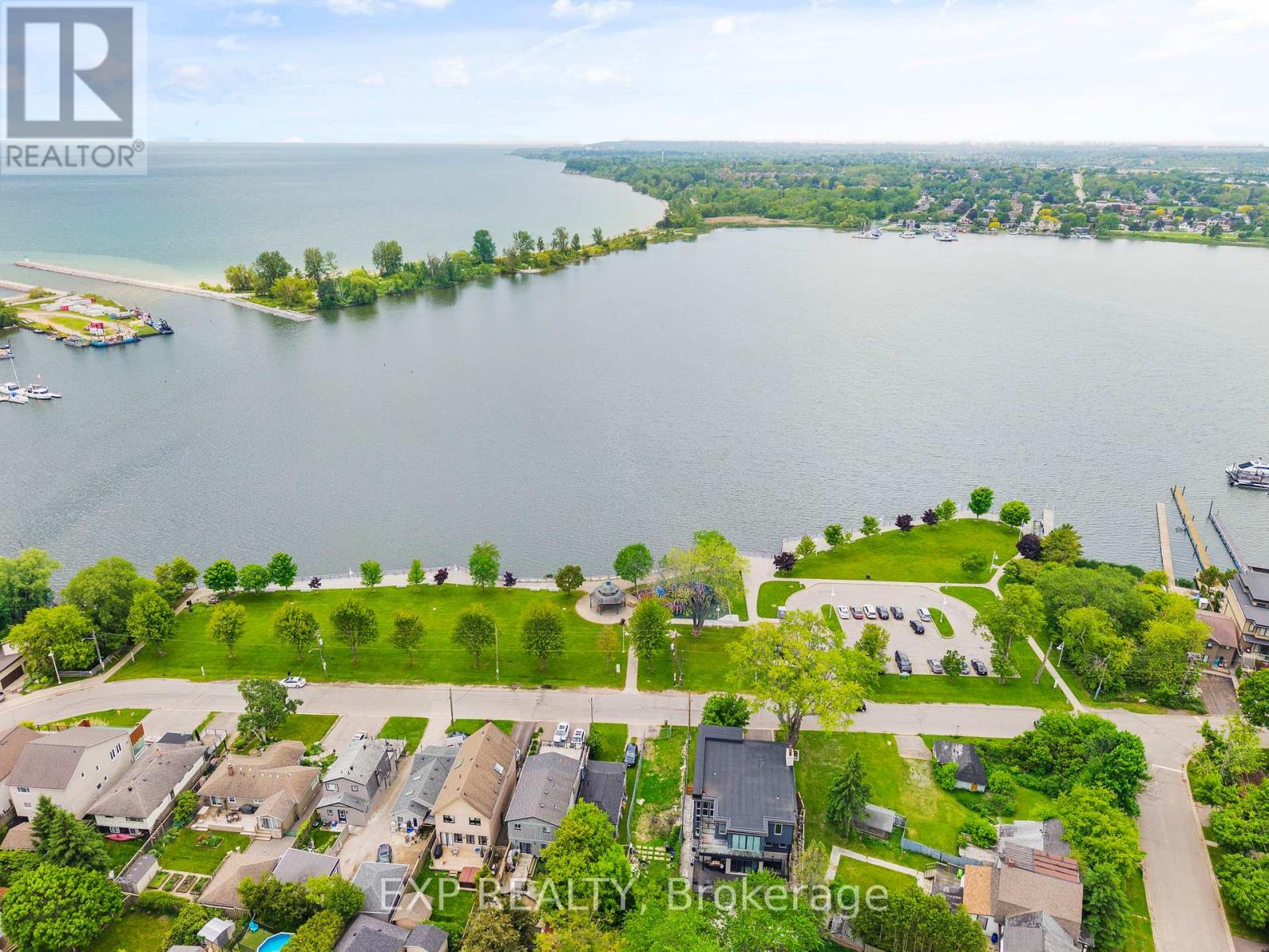 #30 - 1295 Wharf Street, Pickering, Ontario  L1W 1A2 - Photo 30 - E12473606