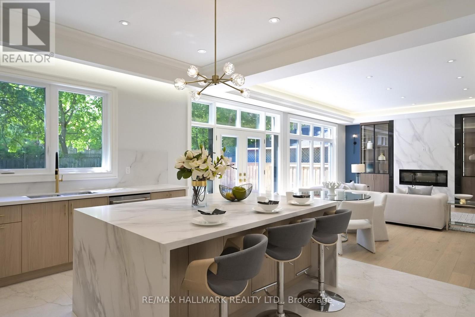 83 Richardson Drive, Aurora, Ontario L4G 1Z4 - Photo 17 - N12484725