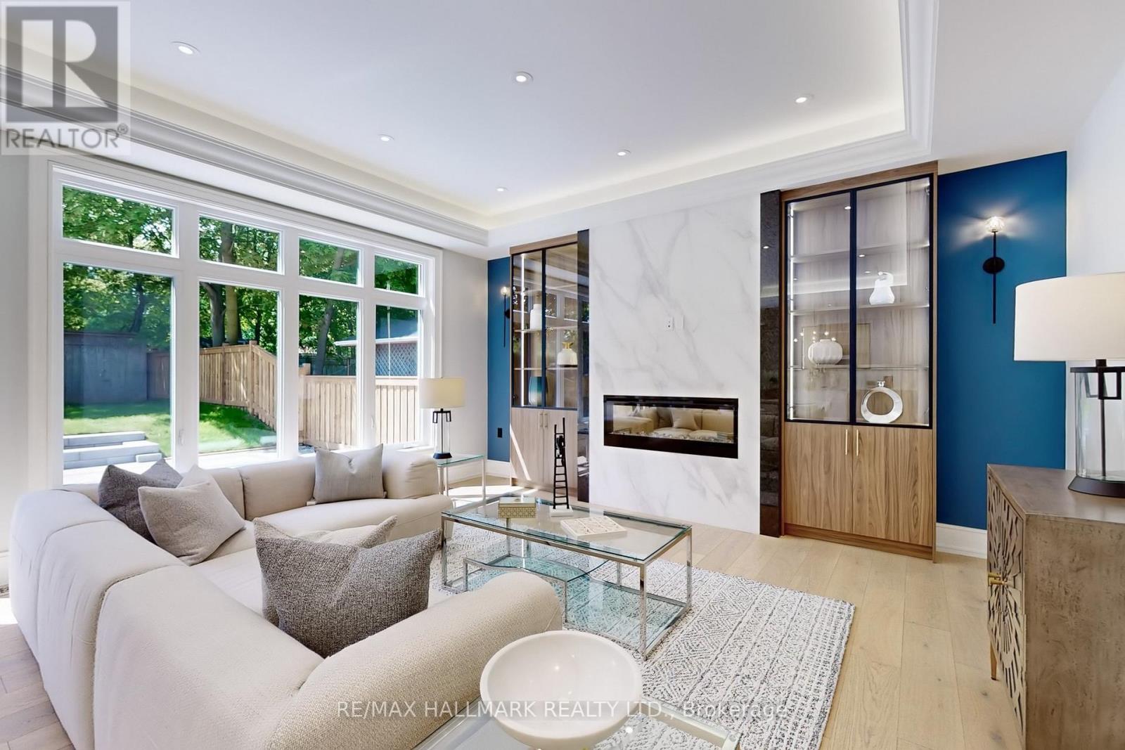 83 Richardson Drive, Aurora, Ontario L4G 1Z4 - Photo 4 - N12484725