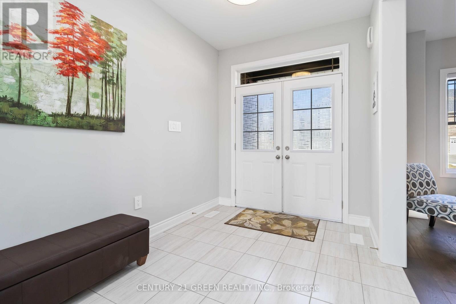 3044 Sierra Drive, Orillia, Ontario L3V 8L9 - Photo 3 - S12513340