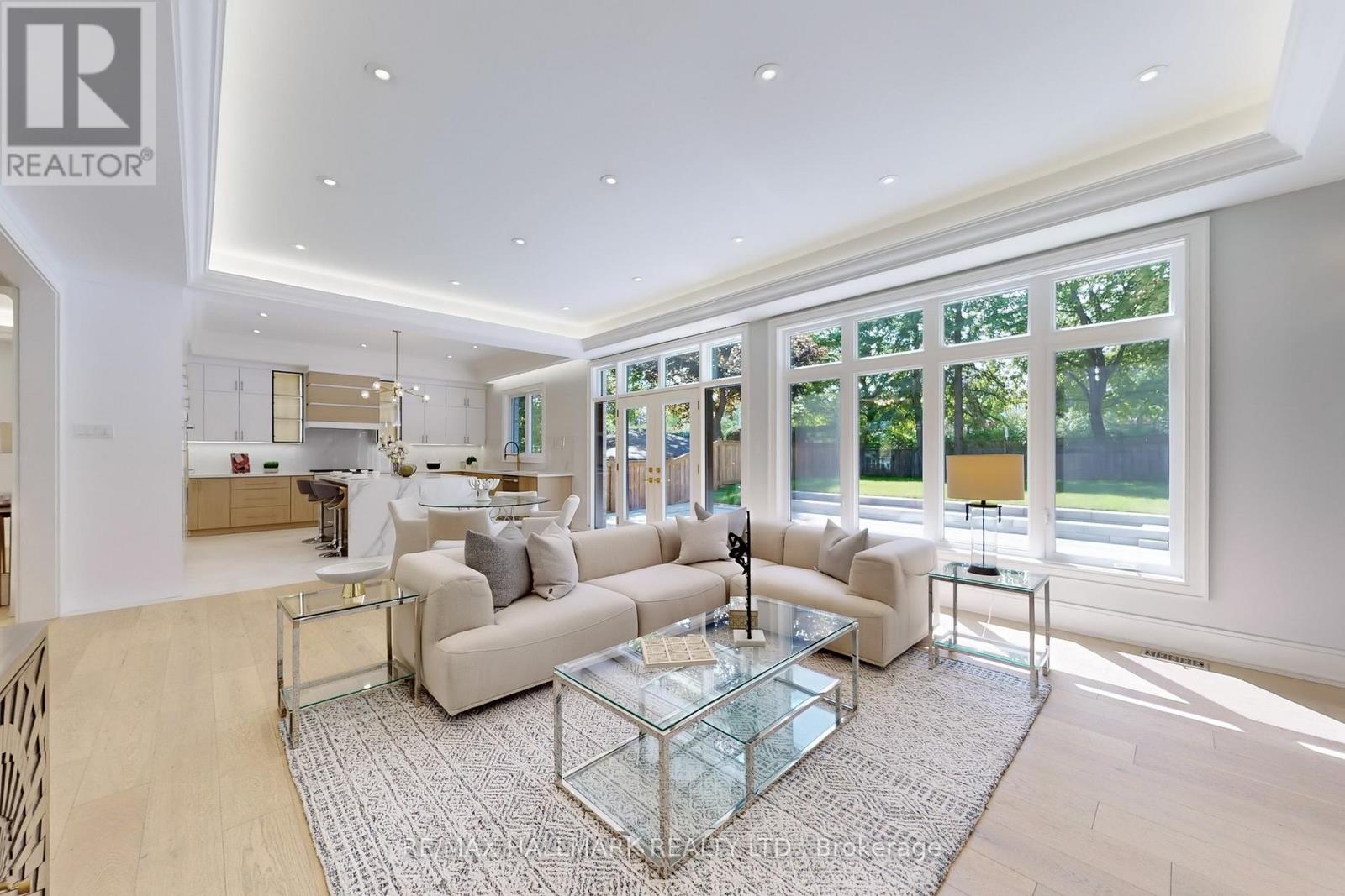 83 Richardson Drive, Aurora, Ontario L4G 1Z4 - Photo 7 - N12484725