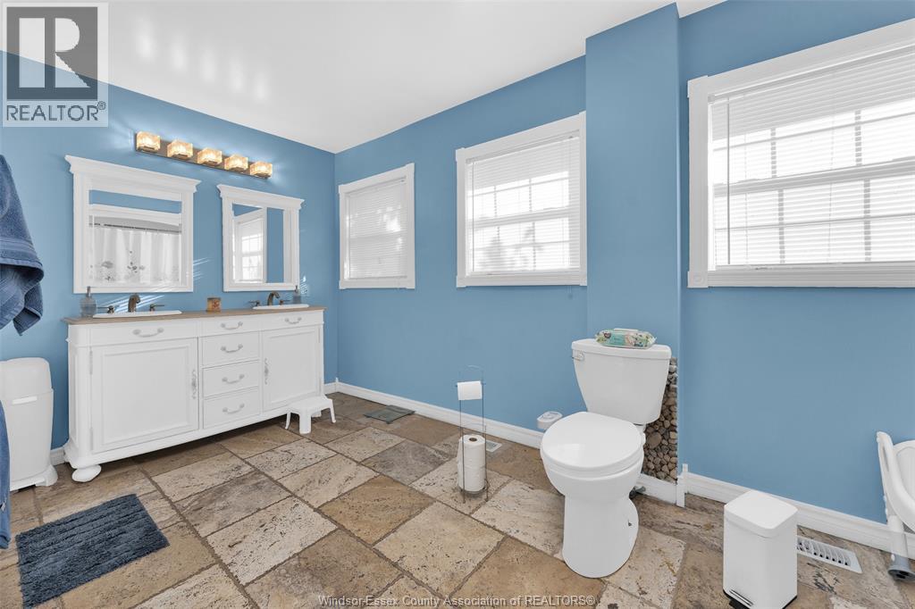 329 Superior Street, Lasalle, Ontario  N9J 1H7 - Photo 16 - 25028420