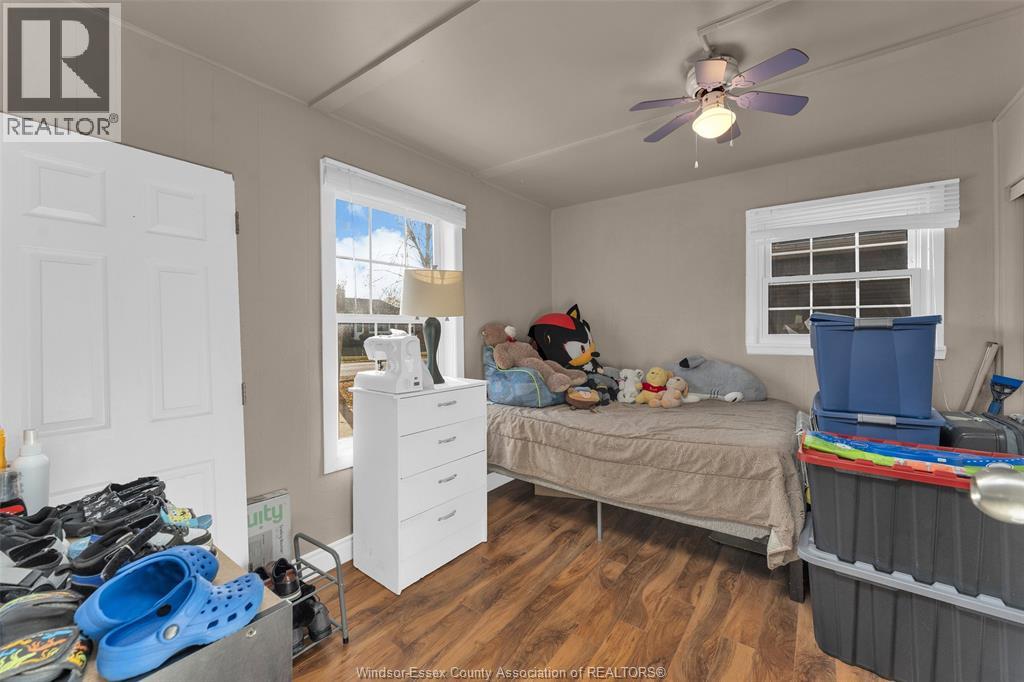 329 Superior Street, Lasalle, Ontario  N9J 1H7 - Photo 18 - 25028420