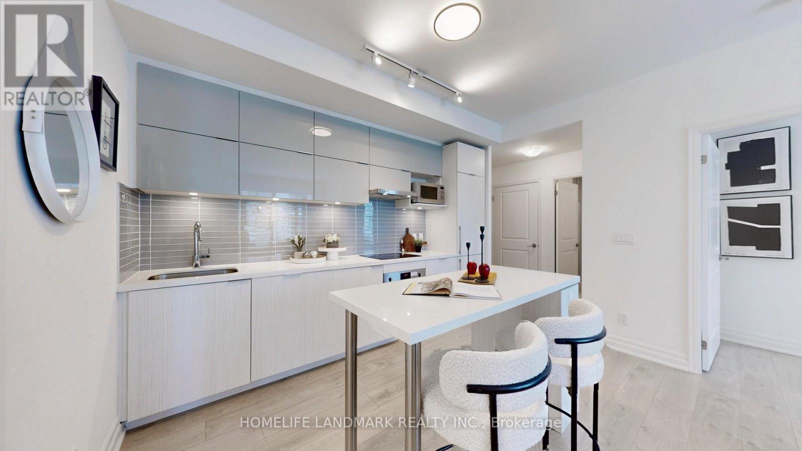 608 - 18 Rouge Valley Drive W, Markham, Ontario  L6G 0H1 - Photo 8 - N12528756