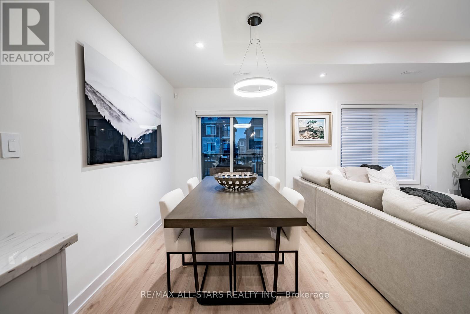 138 Covington Crescent, Whitchurch-Stouffville, Ontario  L4A 4W8 - Photo 19 - N12528780