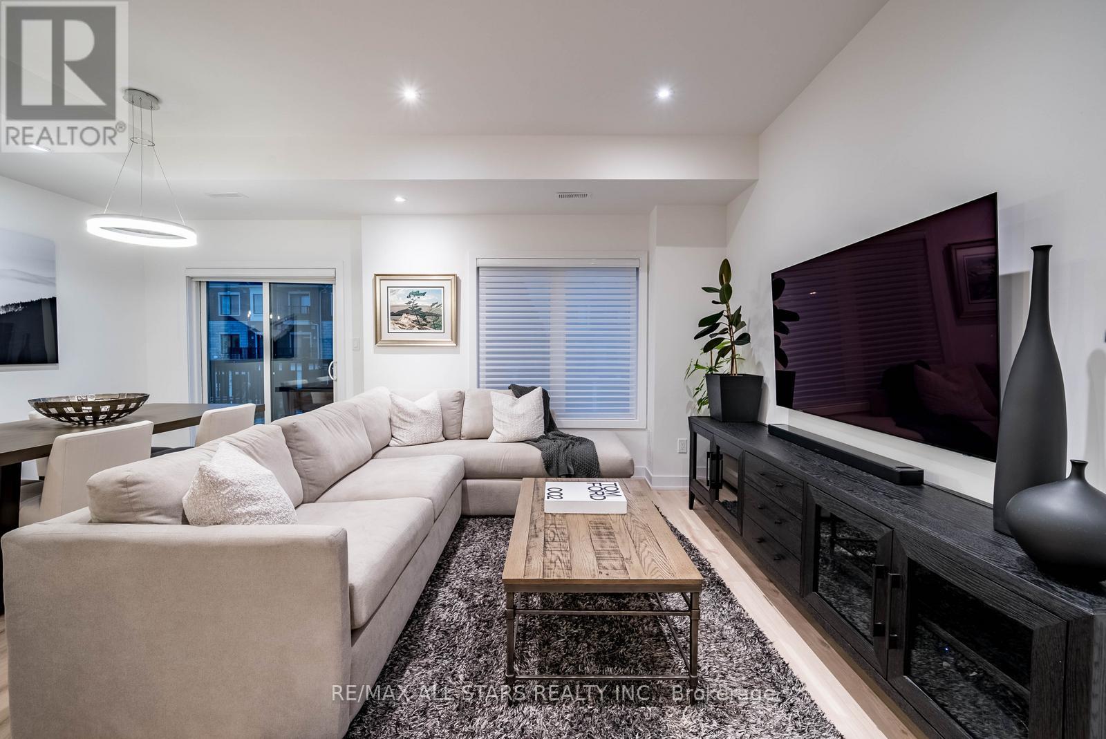 138 Covington Crescent, Whitchurch-Stouffville, Ontario  L4A 4W8 - Photo 23 - N12528780