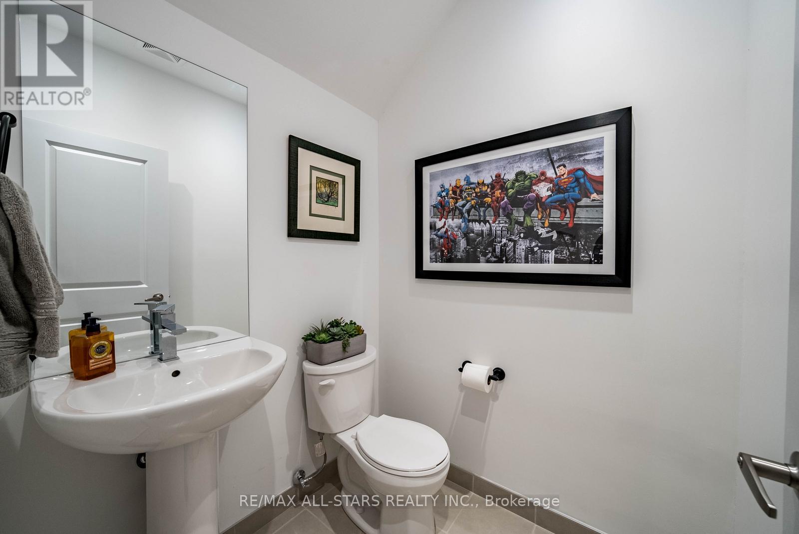 138 Covington Crescent, Whitchurch-Stouffville, Ontario  L4A 4W8 - Photo 25 - N12528780