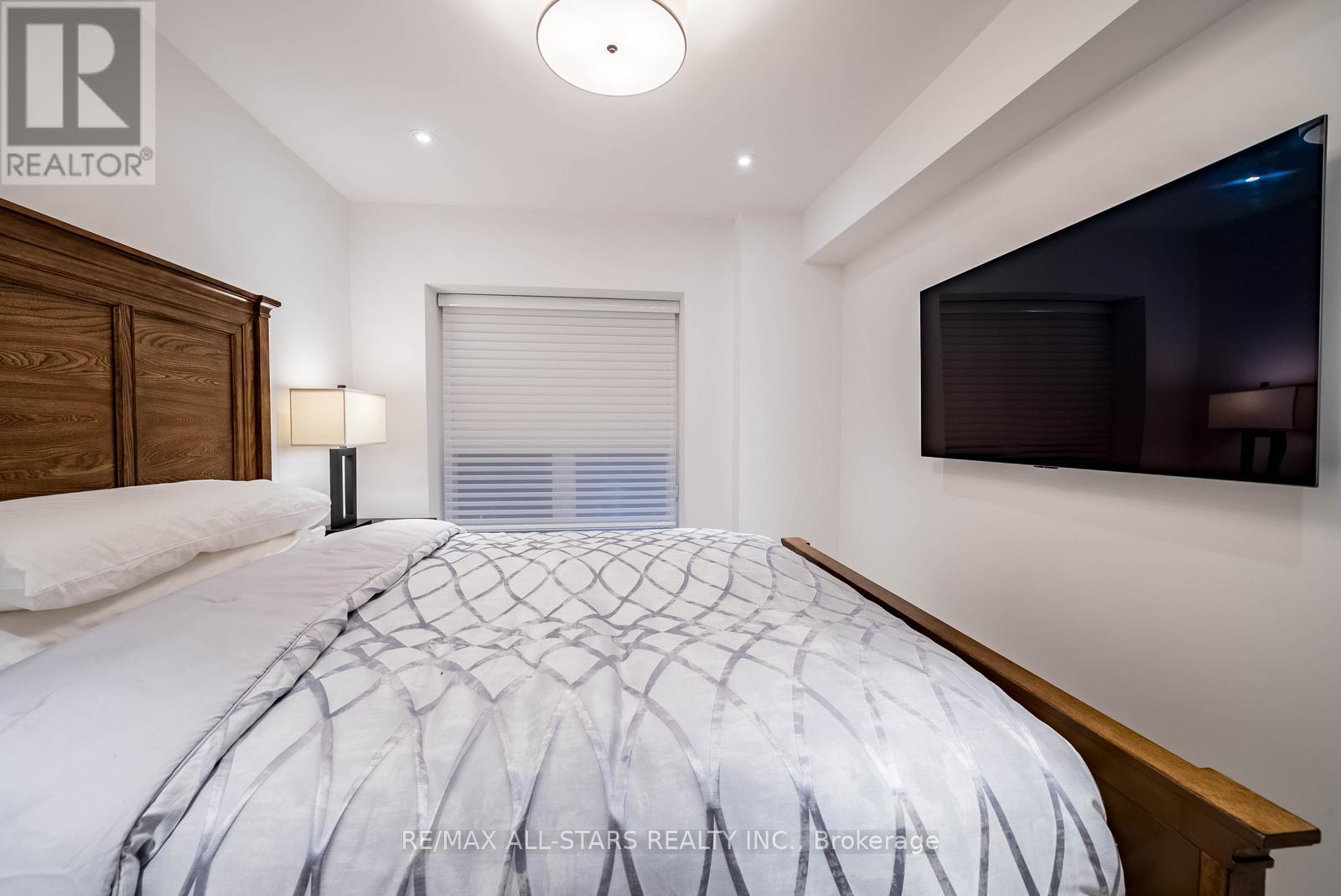 138 Covington Crescent, Whitchurch-Stouffville, Ontario  L4A 4W8 - Photo 29 - N12528780