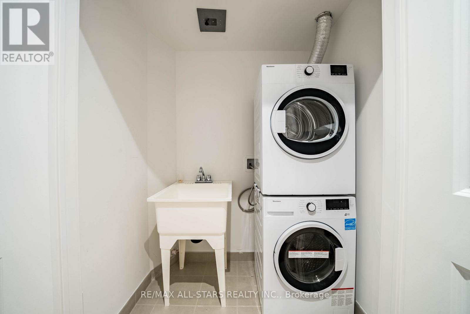 138 Covington Crescent, Whitchurch-Stouffville, Ontario  L4A 4W8 - Photo 32 - N12528780