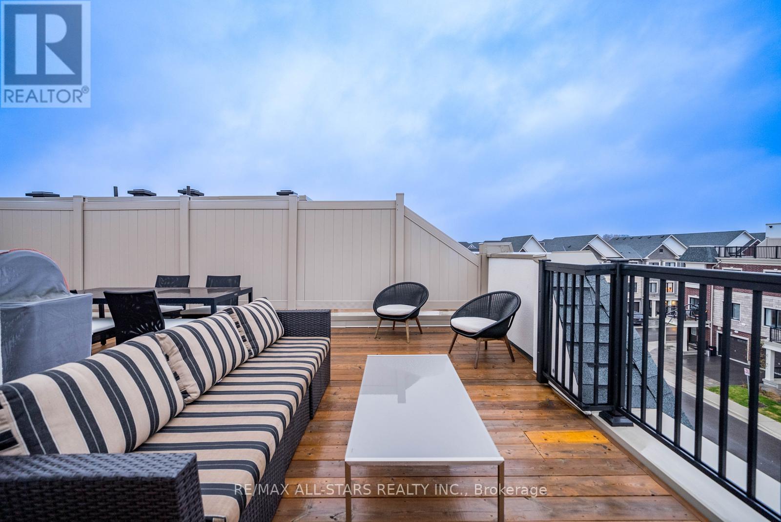 138 Covington Crescent, Whitchurch-Stouffville, Ontario  L4A 4W8 - Photo 37 - N12528780