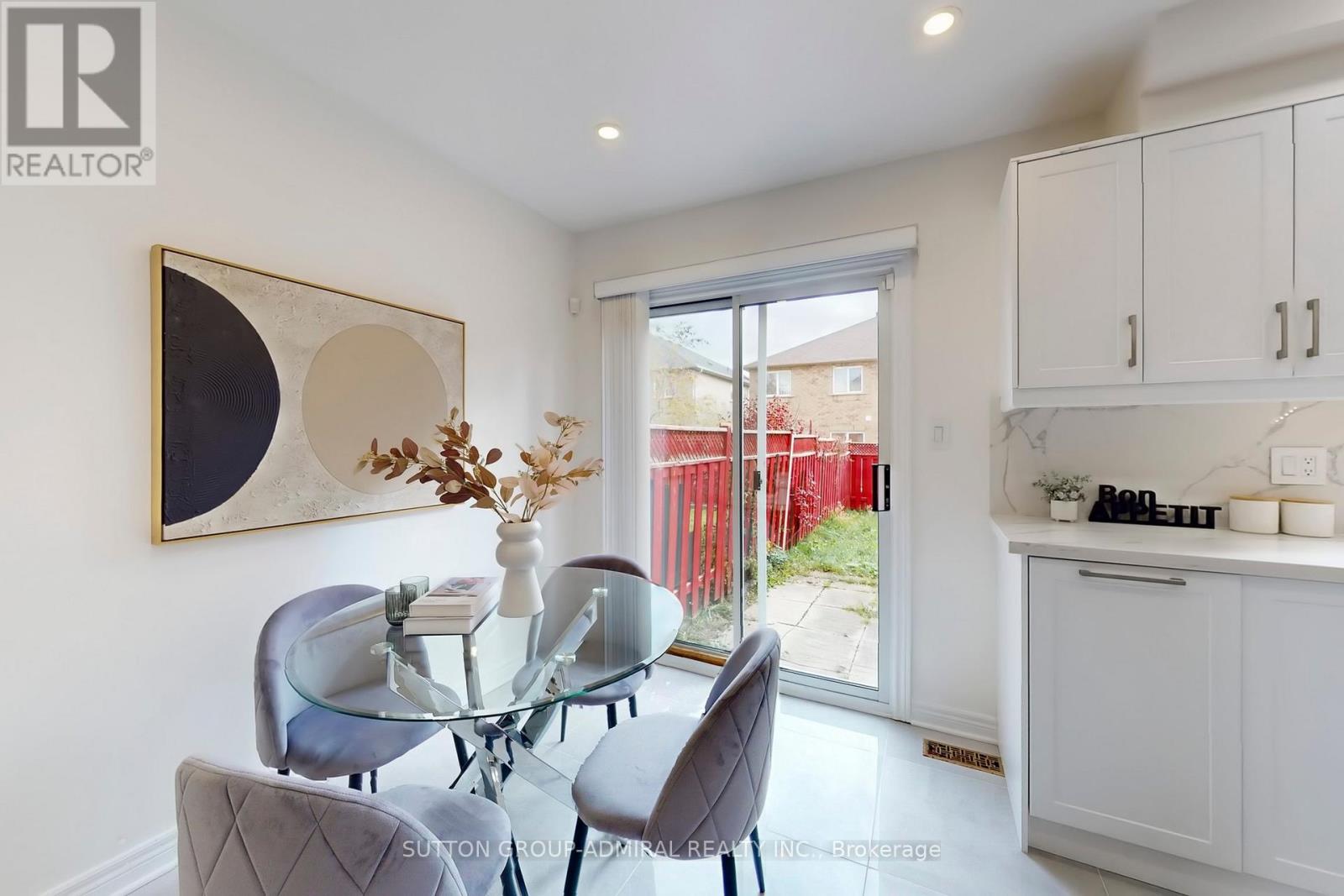 62 Agostino Crescent, Vaughan, Ontario  L4K 5L1 - Photo 12 - N12528790