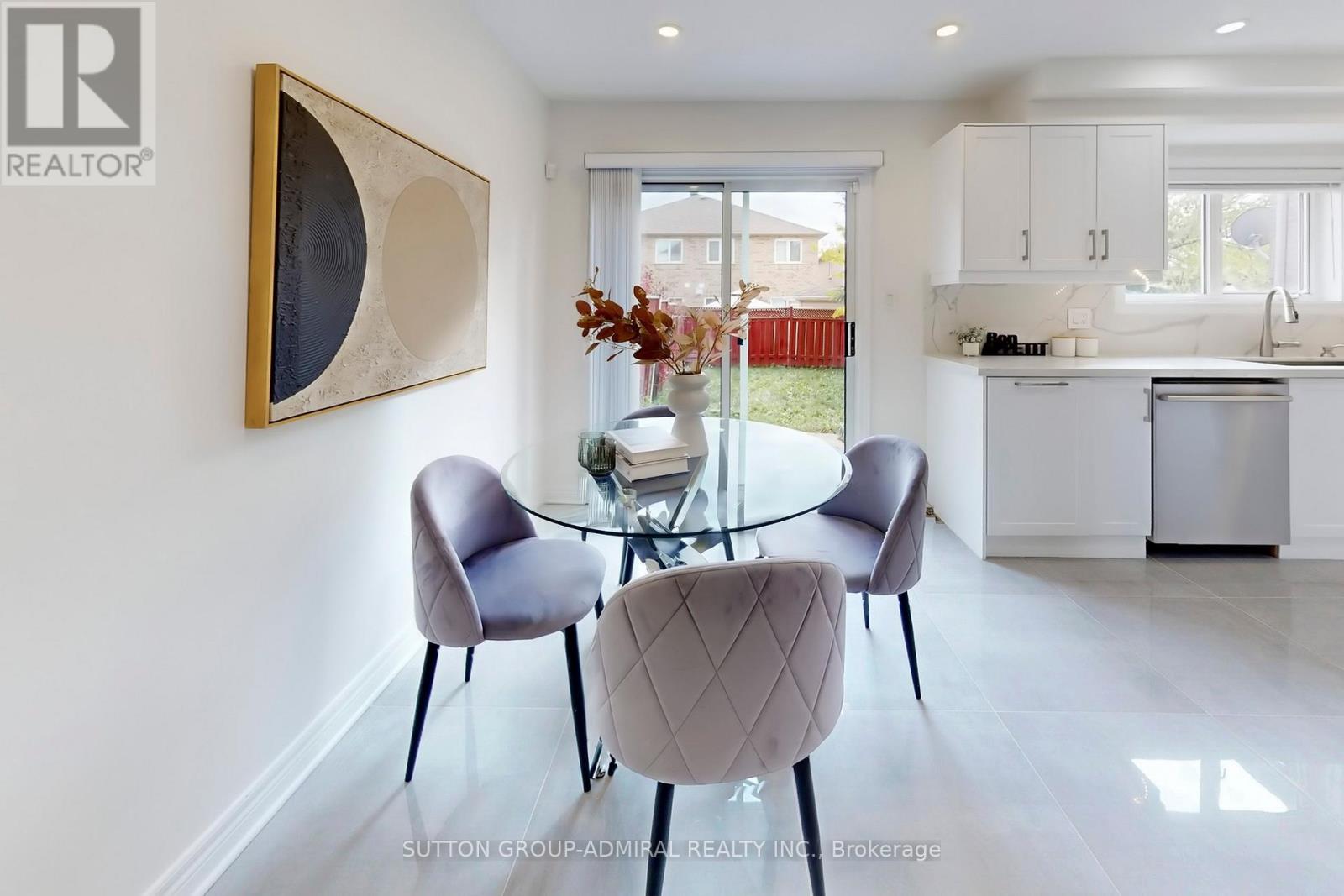 62 Agostino Crescent, Vaughan, Ontario  L4K 5L1 - Photo 13 - N12528790