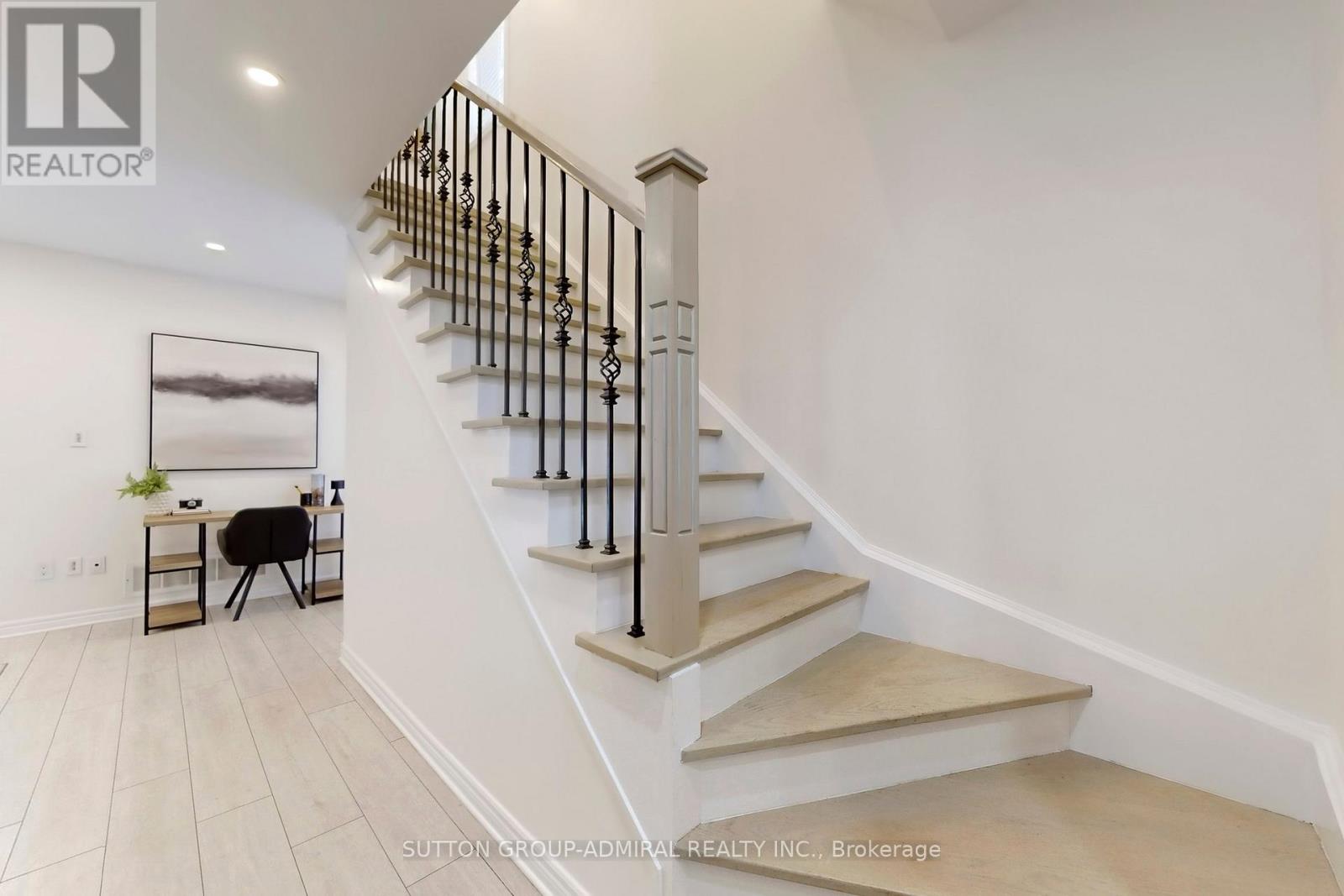 62 Agostino Crescent, Vaughan, Ontario  L4K 5L1 - Photo 17 - N12528790