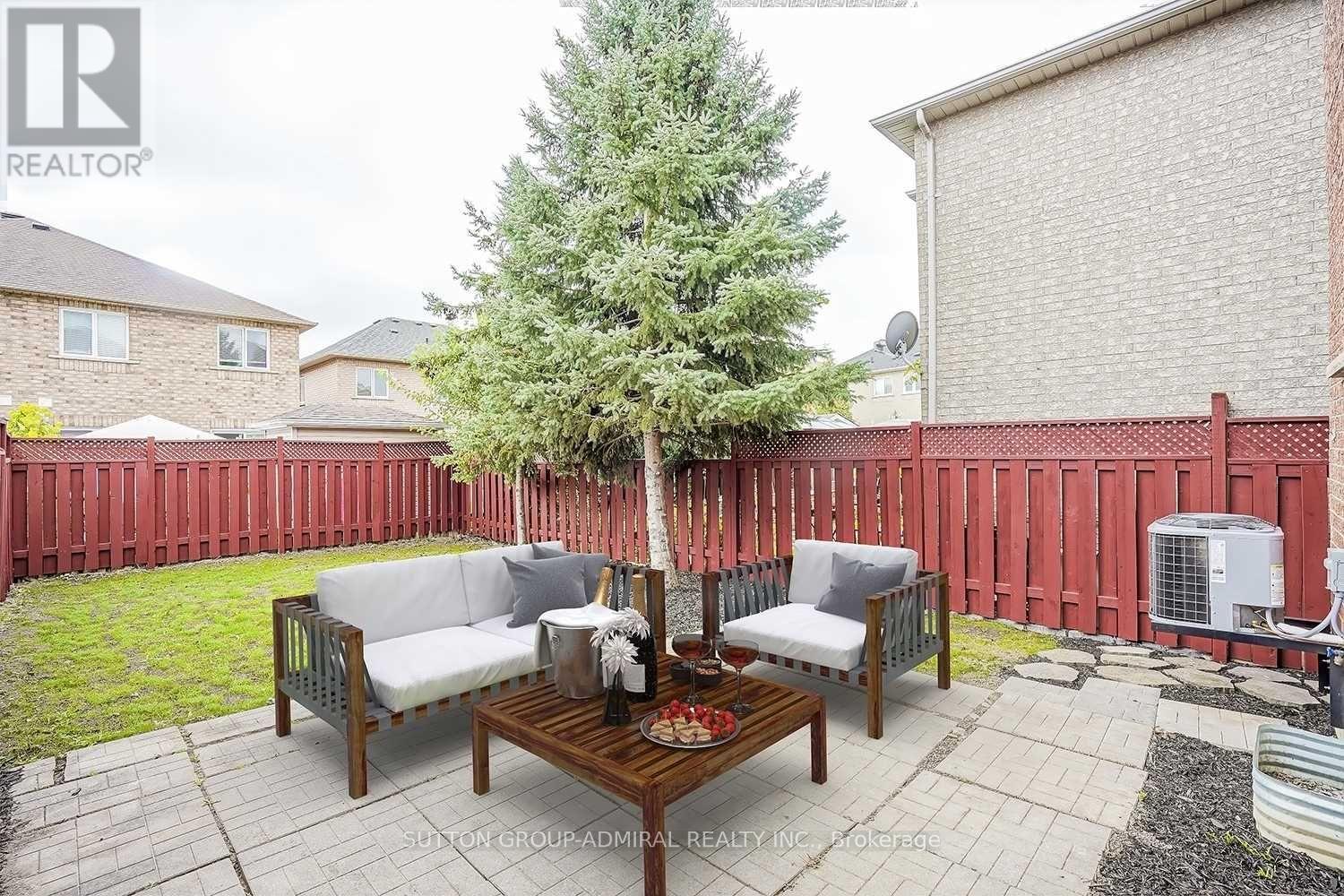 62 Agostino Crescent, Vaughan, Ontario  L4K 5L1 - Photo 2 - N12528790