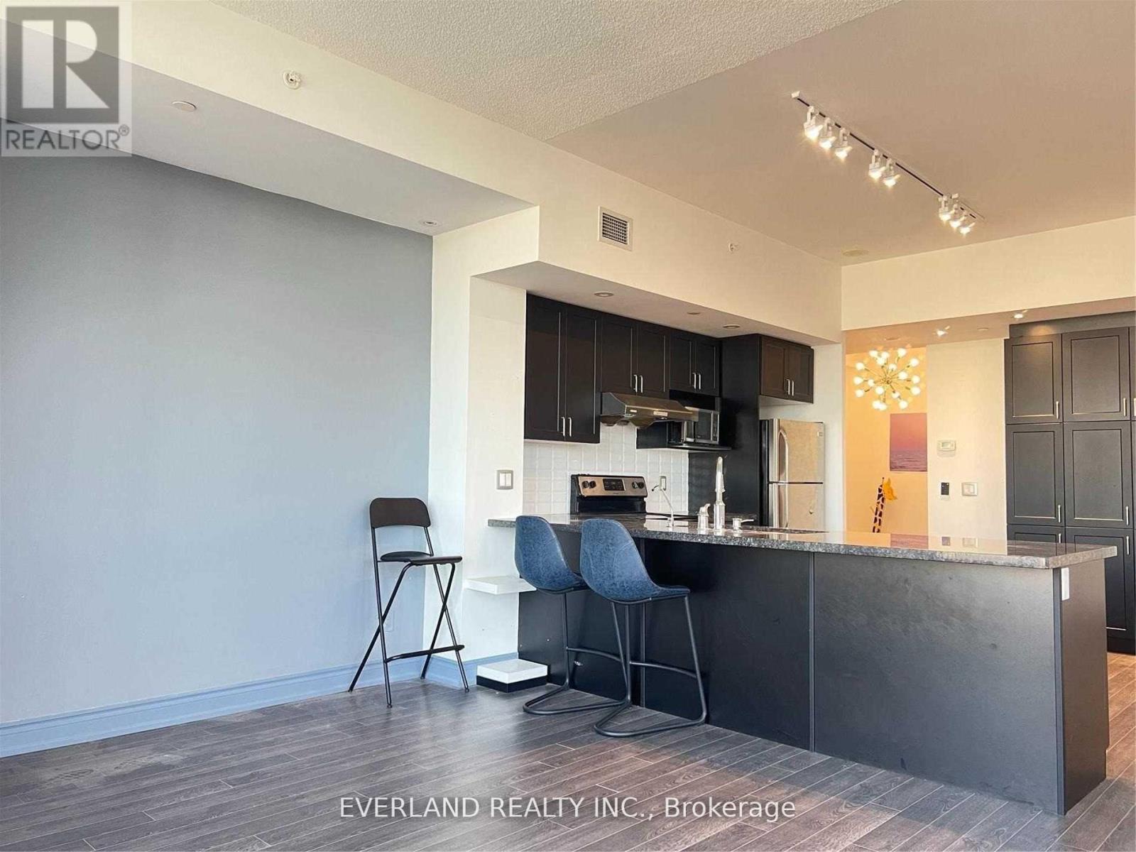 1708 - 89 South Town Centre Boulevard, Markham, Ontario  L6G 0E8 - Photo 3 - N12528904