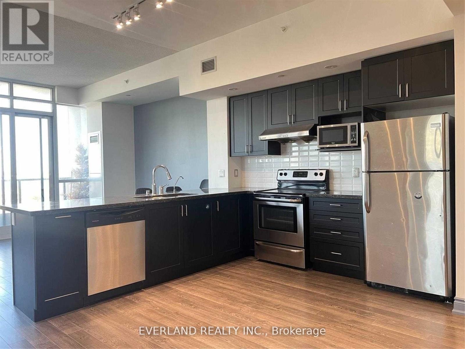 1708 - 89 South Town Centre Boulevard, Markham, Ontario  L6G 0E8 - Photo 4 - N12528904