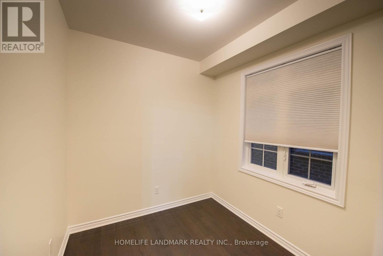 98 Farooq Boulevard, Vaughan, Ontario  L4H 4S1 - Photo 5 - N12528942