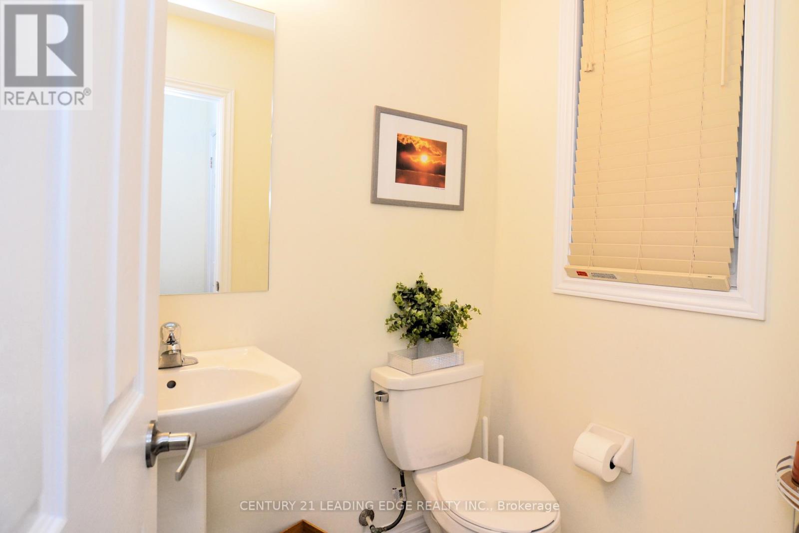 447 Ritas Avenue, Newmarket, Ontario  L3X 2N1 - Photo 15 - N12529018