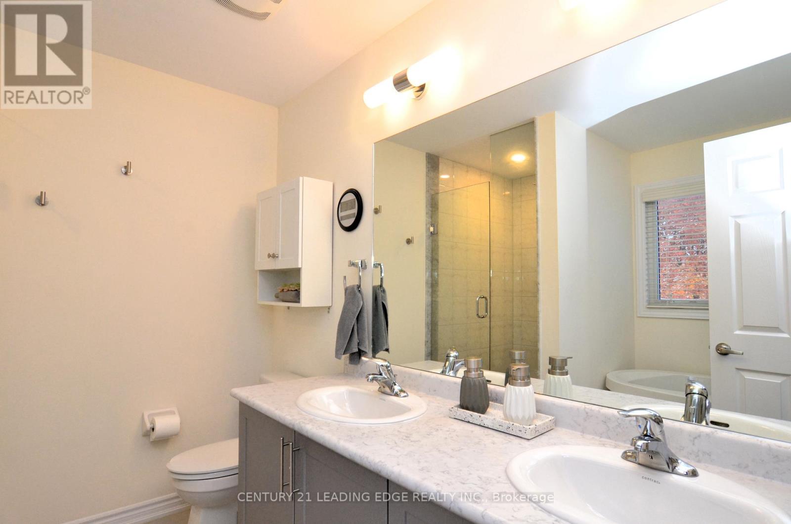 447 Ritas Avenue, Newmarket, Ontario  L3X 2N1 - Photo 18 - N12529018