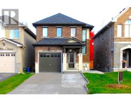 447 RITAS AVENUE, Newmarket, Ontario