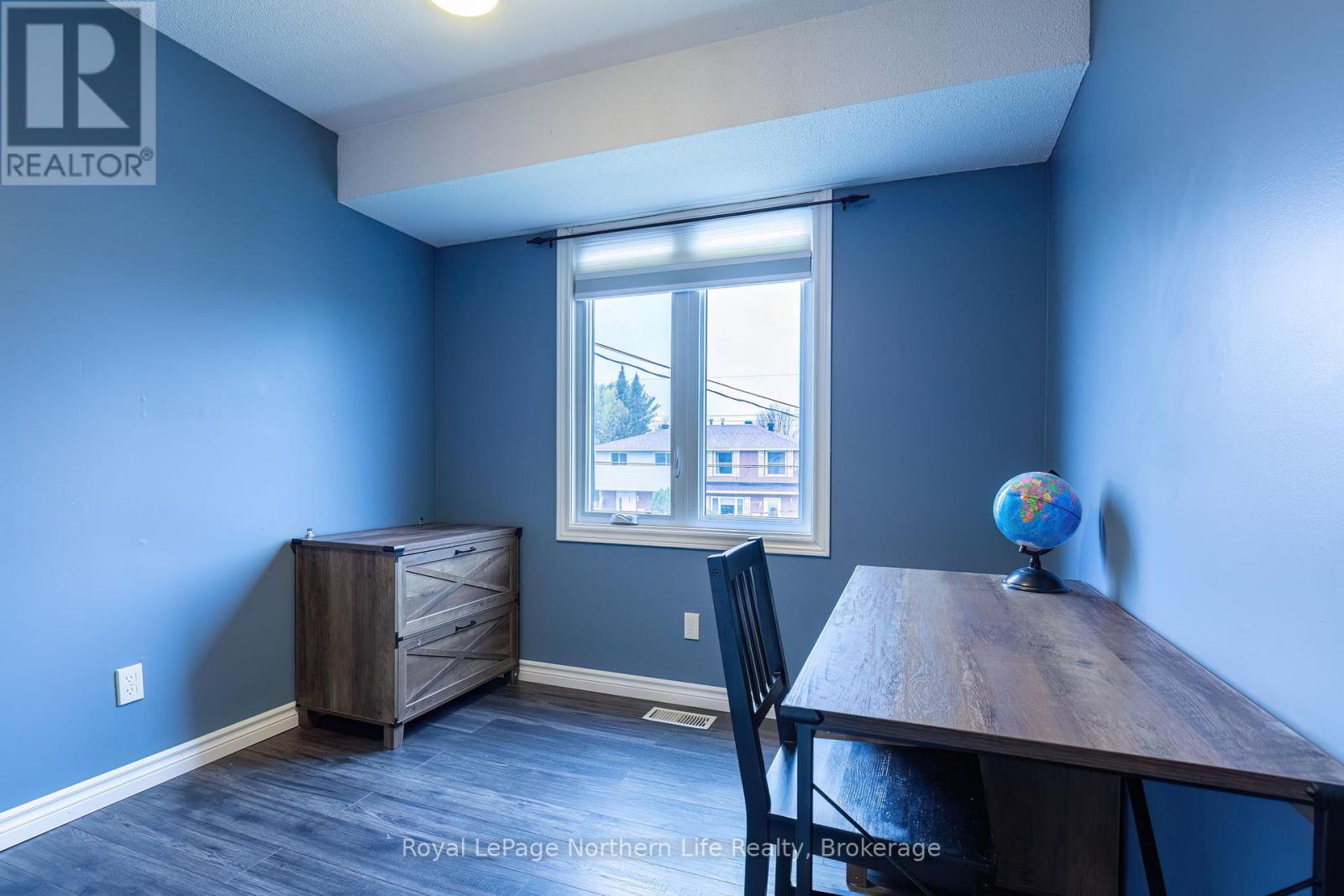 110 Marshall Park Drive, North Bay, Ontario  P1A 3L2 - Photo 22 - X12529088