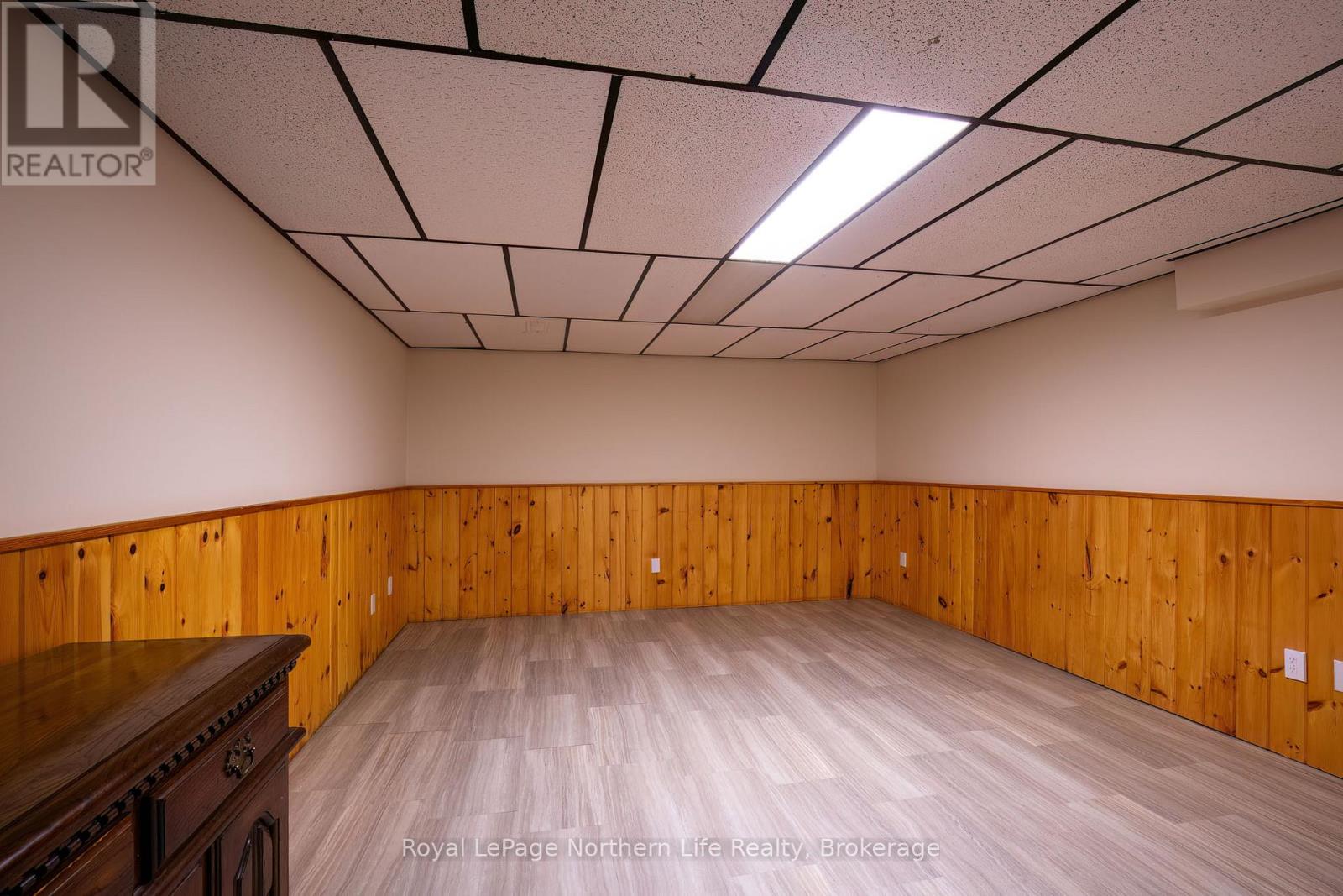 110 Marshall Park Drive, North Bay, Ontario  P1A 3L2 - Photo 26 - X12529088