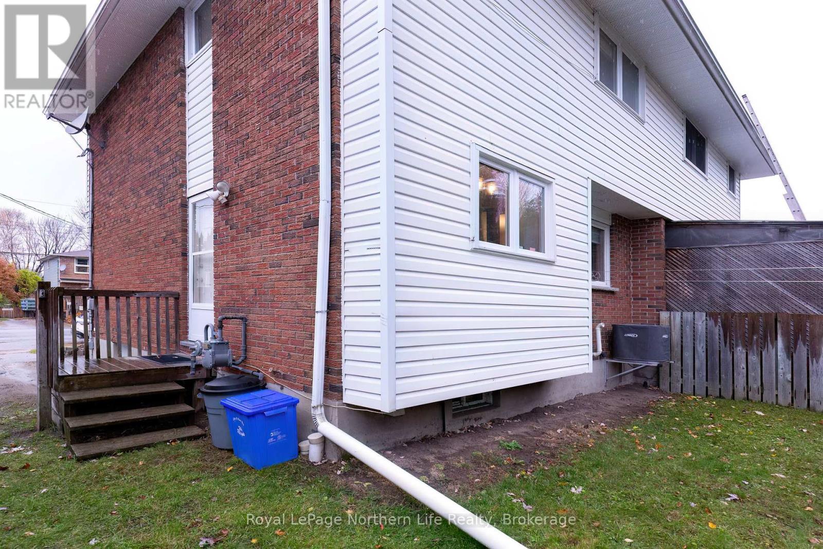 110 Marshall Park Drive, North Bay, Ontario  P1A 3L2 - Photo 34 - X12529088