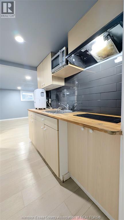 1212 Copperfield Unit# Lower, Windsor, Ontario N8S 4G6 - Photo 11 - 25028050