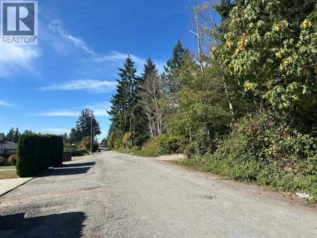 7199 Thunder Bay Street, Powell River, British Columbia   - Photo 16 - 19347