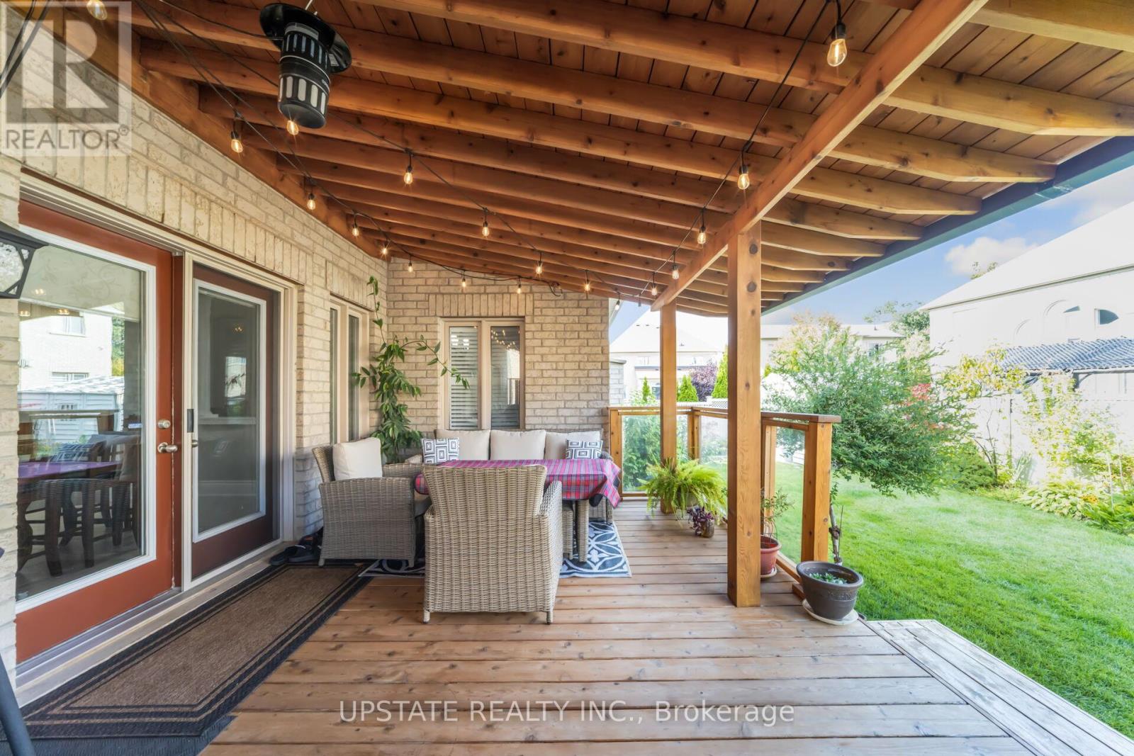 105 Royal West Drive, Brampton, Ontario  L6X 0V6 - Photo 41 - W12528722