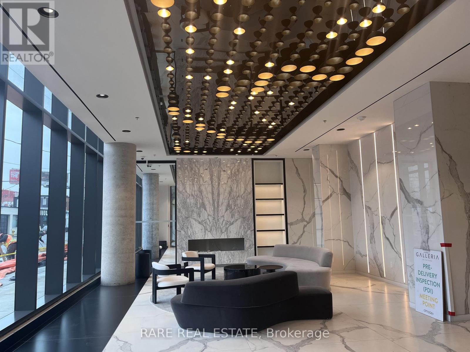 2704 - 1285 Dupont Street, Toronto, Ontario  M6H 0E3 - Photo 18 - W12528724