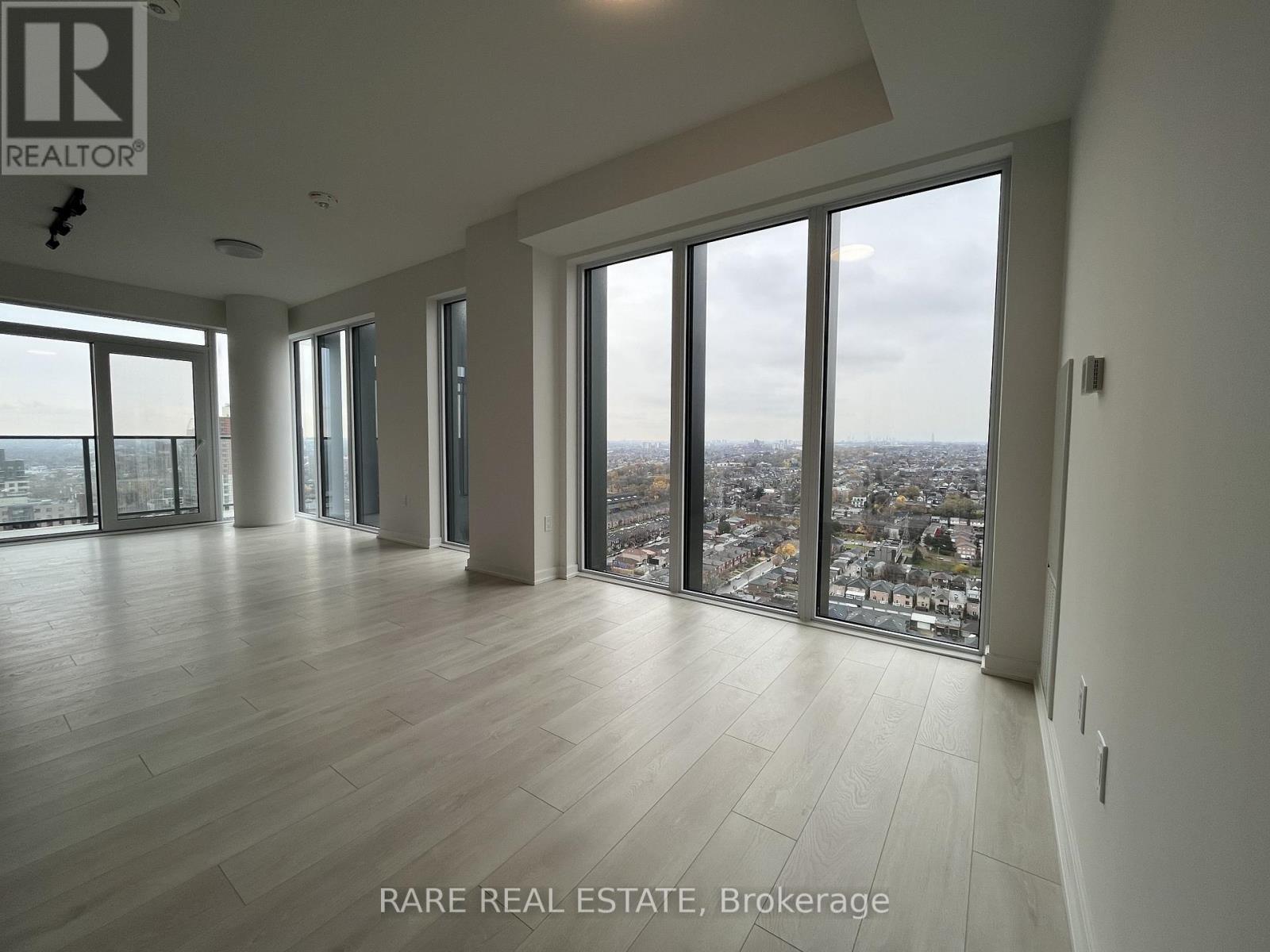 2704 - 1285 Dupont Street, Toronto, Ontario  M6H 0E3 - Photo 3 - W12528724