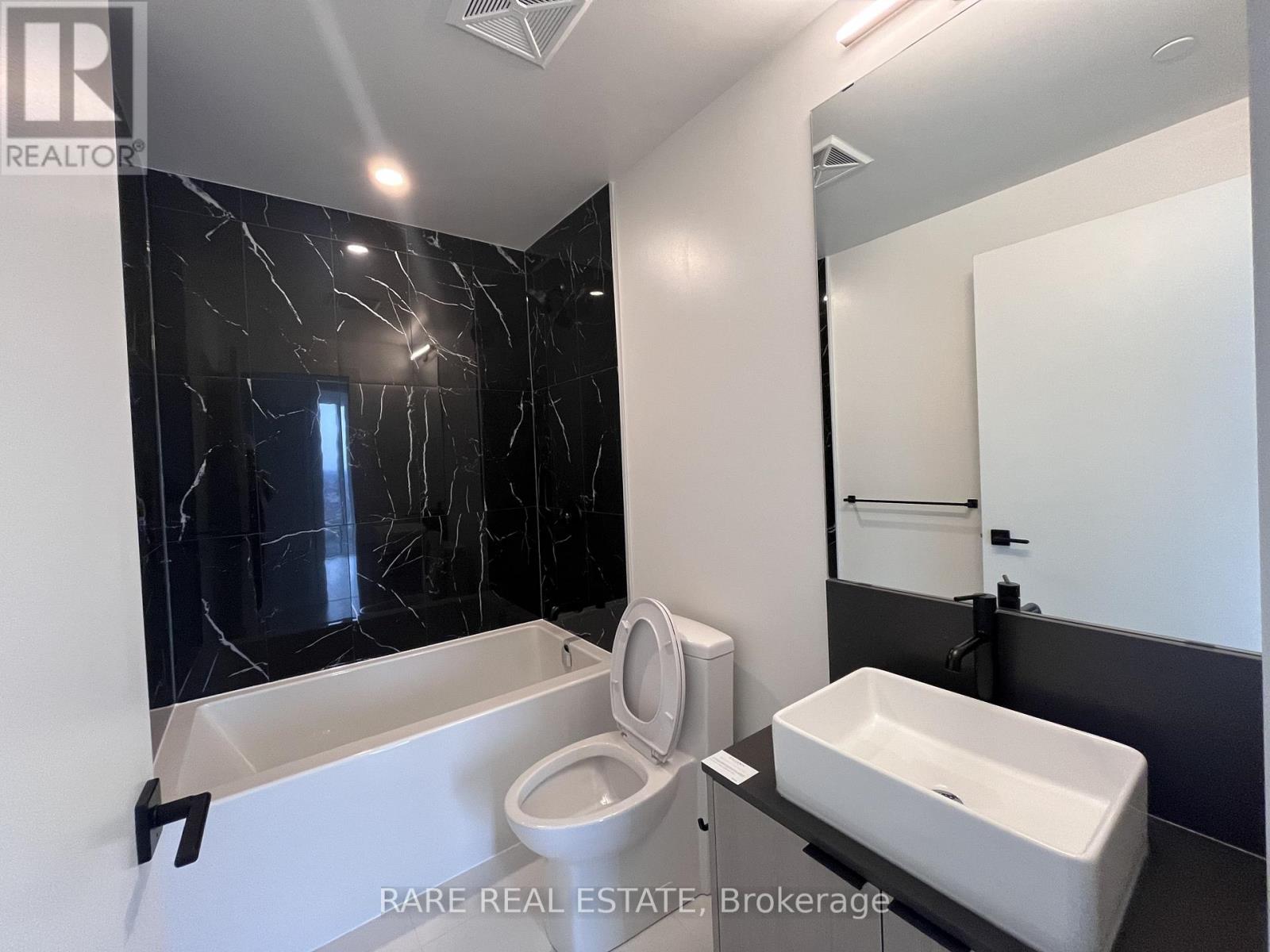 2704 - 1285 Dupont Street, Toronto, Ontario  M6H 0E3 - Photo 6 - W12528724