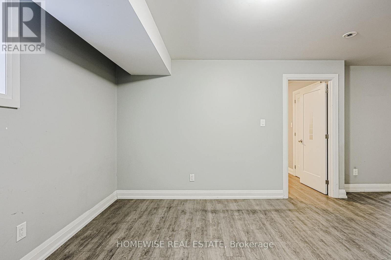 B02 - 814 Glencairn Avenue, Toronto, Ontario  M6B 2A3 - Photo 8 - W12528776