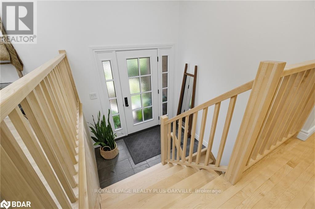 2159 Hixon Street, Oakville, Ontario  L6L 1T5 - Photo 11 - W12528792