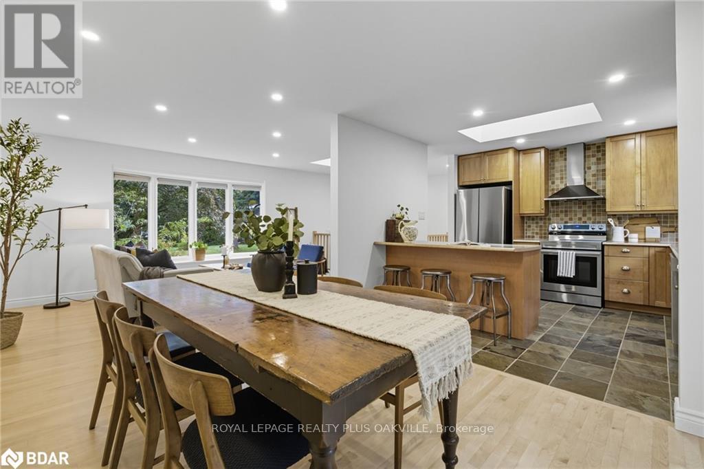 2159 Hixon Street, Oakville, Ontario  L6L 1T5 - Photo 12 - W12528792