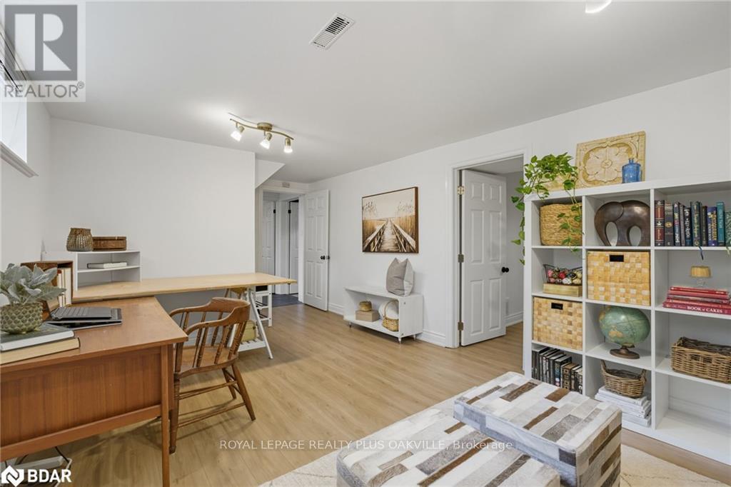 2159 Hixon Street, Oakville, Ontario  L6L 1T5 - Photo 27 - W12528792