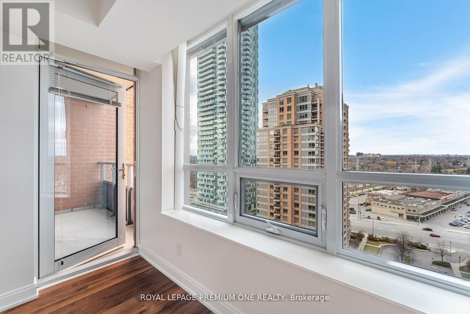 1957 - 25 Viking Lane, Toronto, Ontario  M9B 0A1 - Photo 15 - W12528808