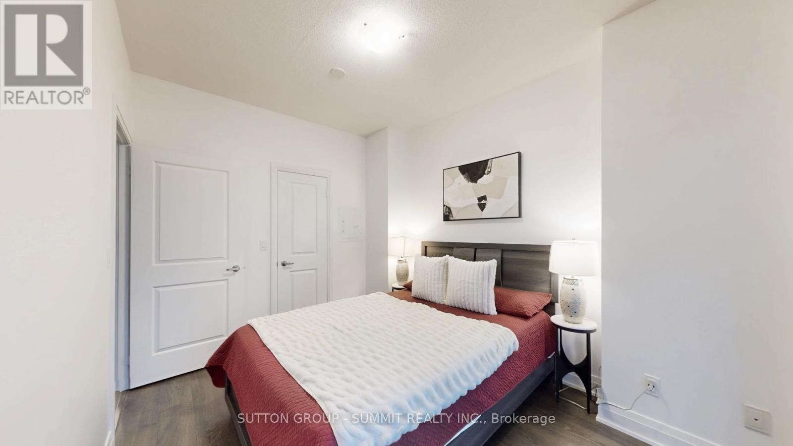 307 - 55 Speers Road N, Oakville, Ontario  L6K 0H9 - Photo 9 - W12528836