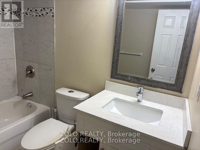 50 Dundalk Crescent, Brampton, Ontario  L6Z 2V1 - Photo 13 - W12528852