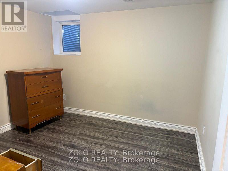 50 Dundalk Crescent, Brampton, Ontario  L6Z 2V1 - Photo 9 - W12528852