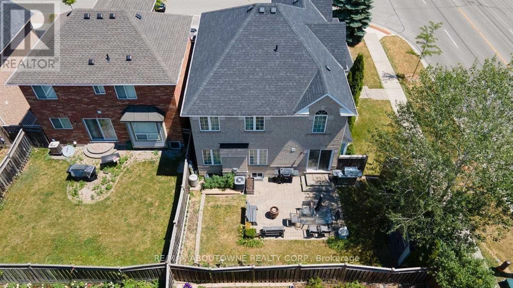 3875 Thomas Street, Mississauga, Ontario  L5M 7A6 - Photo 31 - W12528908